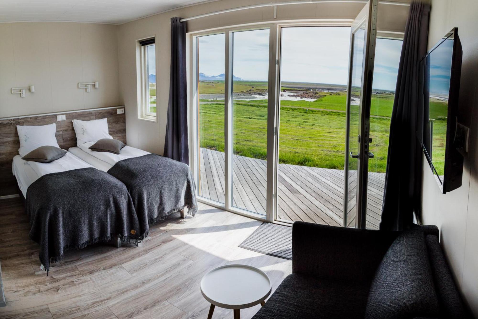 Guesthouse Skálafell Zewnętrze zdjęcie