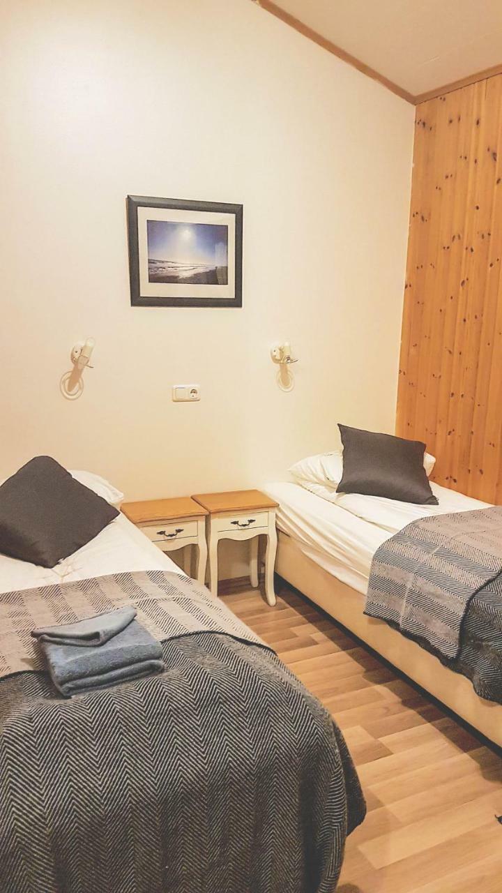 Guesthouse Skálafell Zewnętrze zdjęcie
