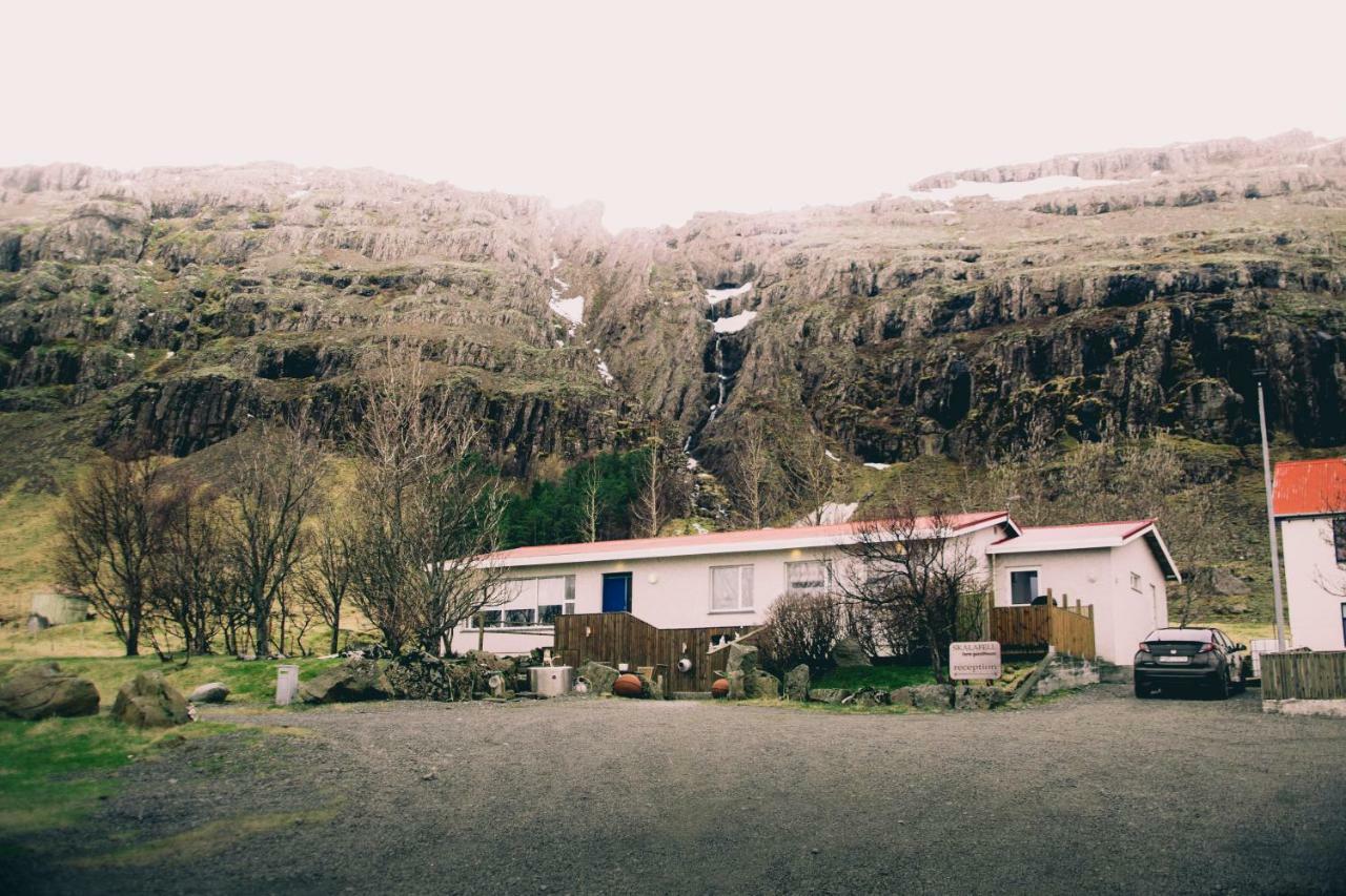 Guesthouse Skálafell Zewnętrze zdjęcie